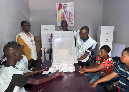 Guinea votes 'Yes' in referendum for return to civilian rule