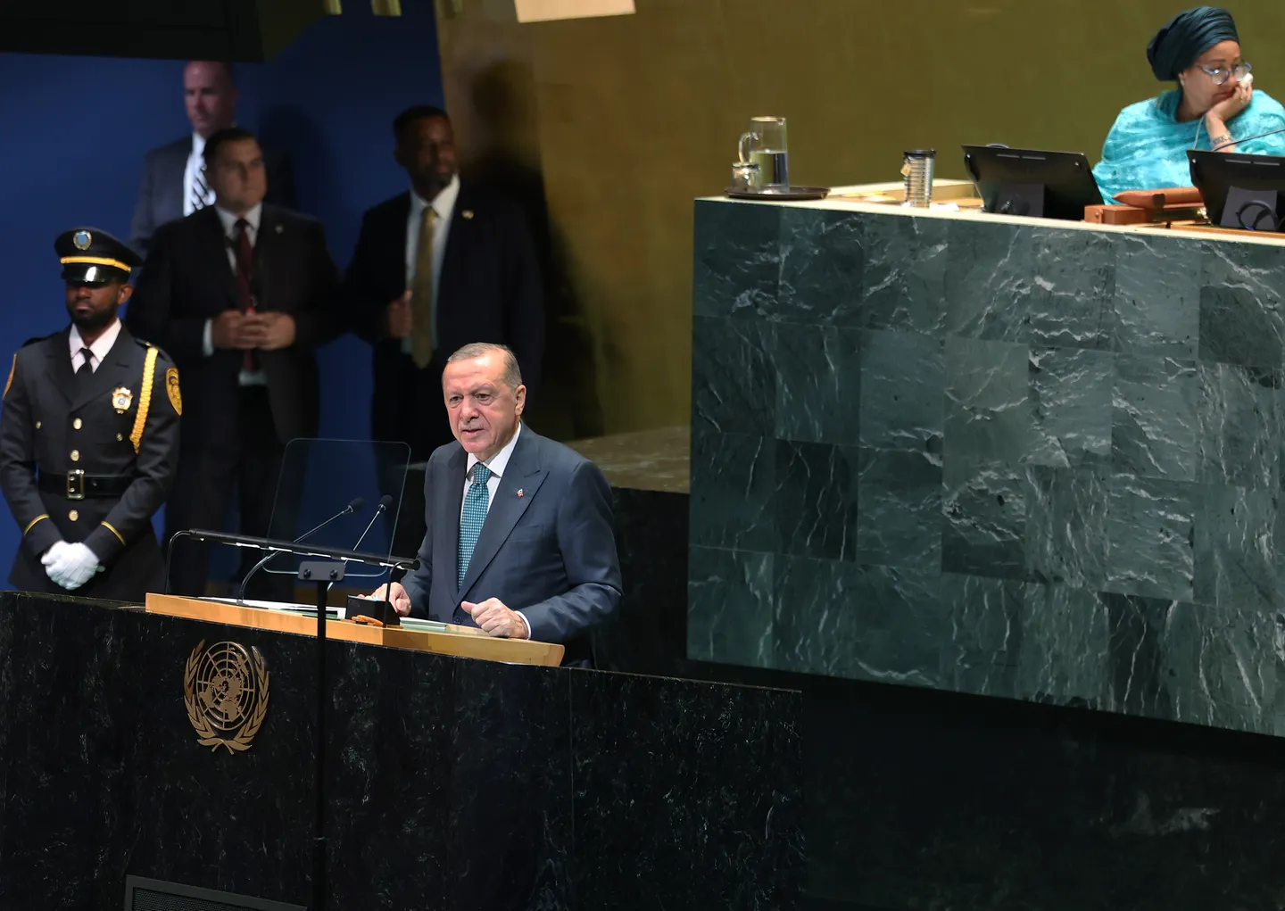 Erdogan pozvao na prekid izolacije kiparskih Turaka i gradnju pravednijeg svijeta