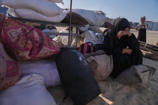 Gaza: les Palestiniens fuient en masse, Trump propose aux pays de la région un nouveau plan