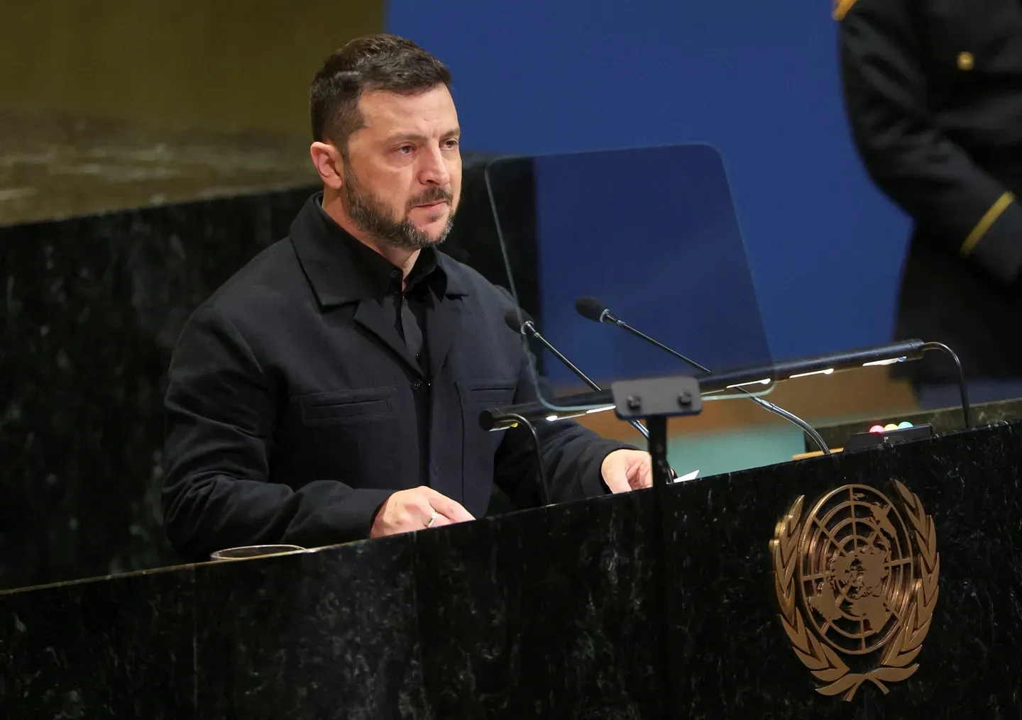 Zełenski: “Putin chce kontynuować tę wojnę, rozszerzając ją, nikt nie może czuć się bezpiecznie”