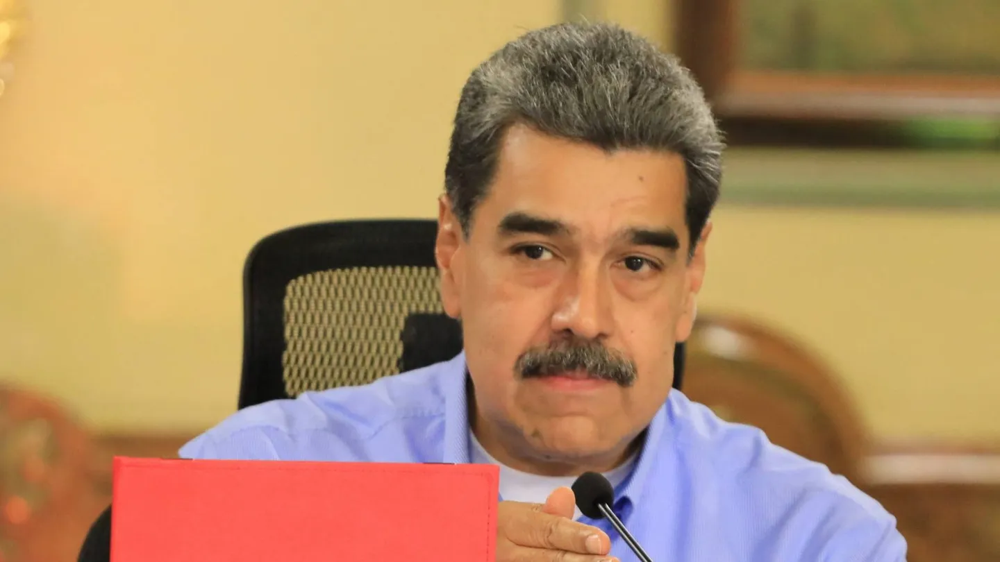 Maduro evalúa declarar "estado de conmoción", mientras EE.UU. lanza pruebas de misiles desde Florida