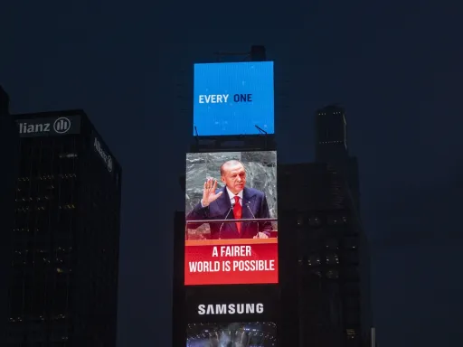 As famosas expressões de Erdogan brilham em Nova Iorque: "O mundo é maior do que cinco"