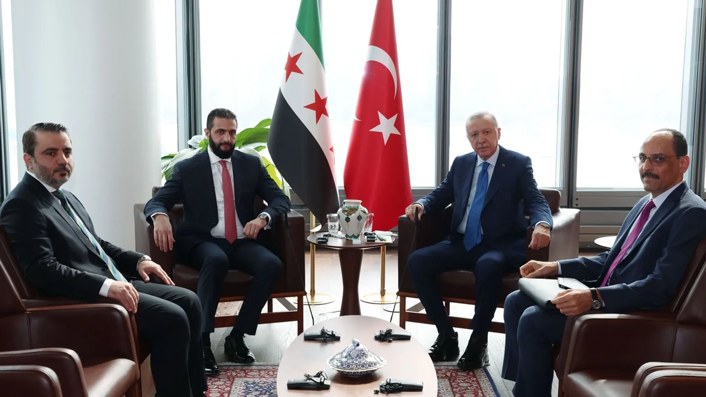 رئیس‌جمهور اردوغان در دیدار با الشرع خواستار لغو سریع تحریم‌ها و افزایش حمایت از دمشق شد
