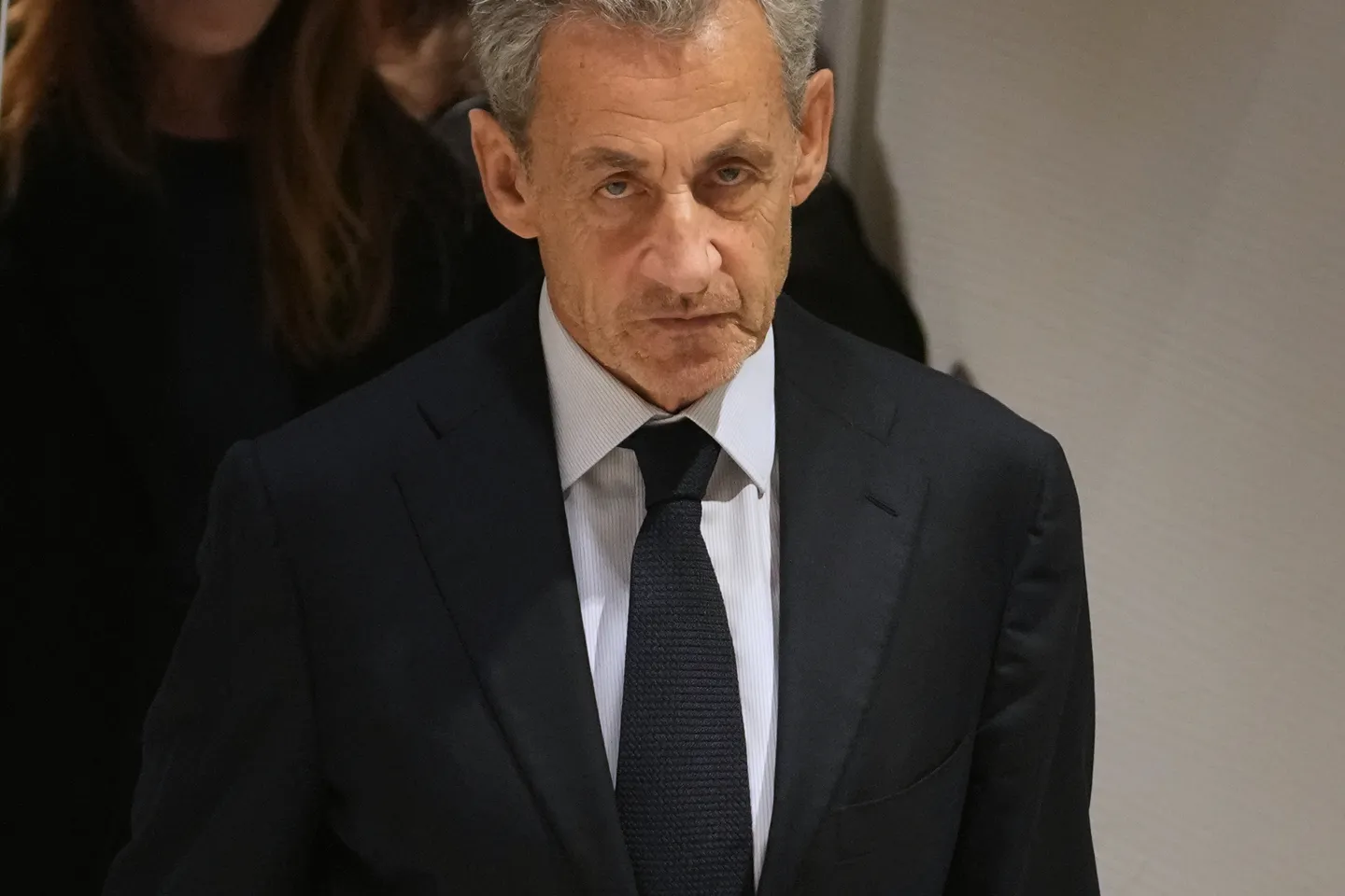 Un collectif d’avocats porte plainte contre Nicolas Sarkozy pour “outrage à magistrat”