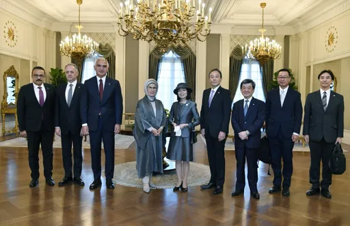 エルドアン大統領夫人、三笠宮彬子女王を歓迎　文化交流と考古学協力を確認