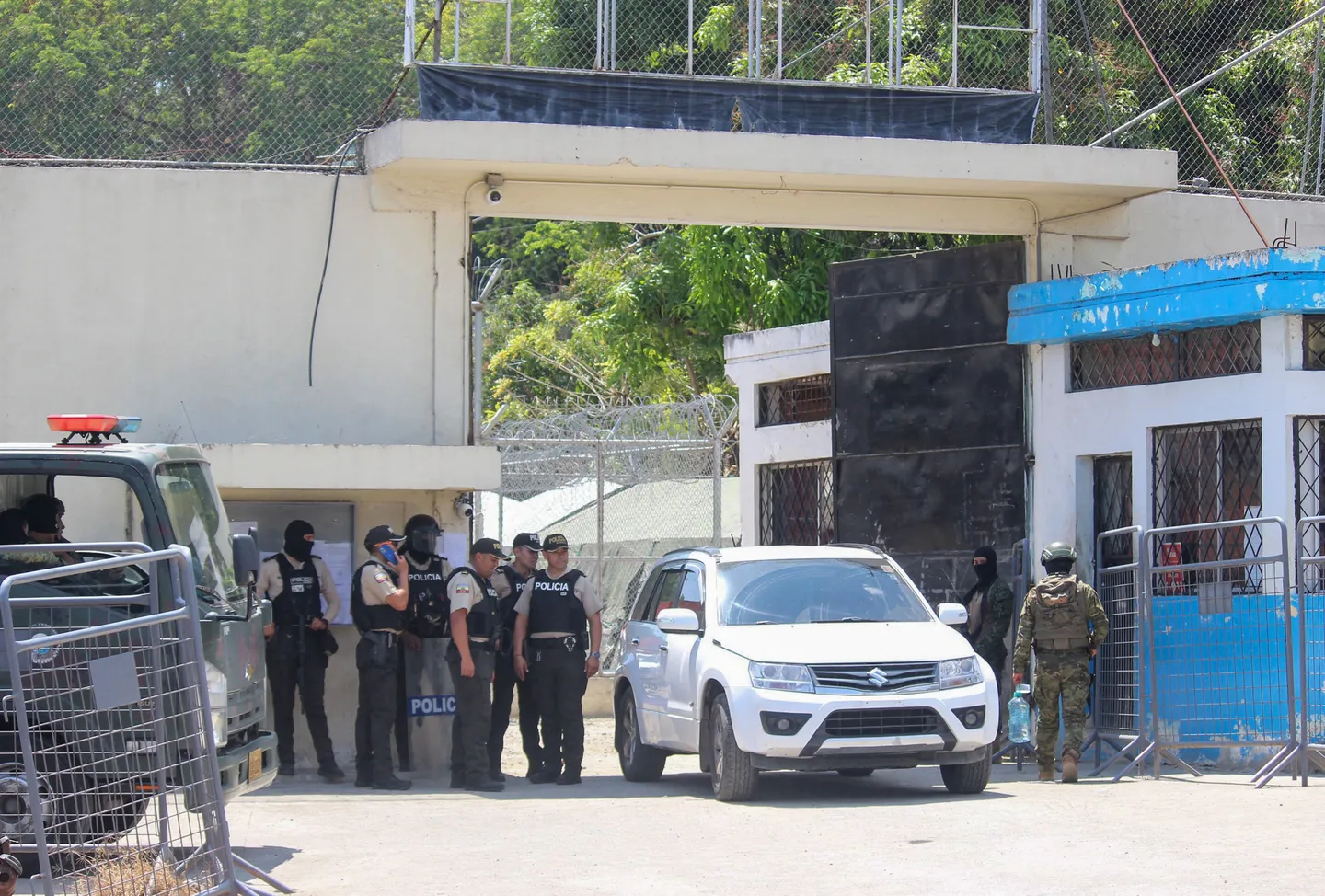 Deadly riot breaks out again in Ecuadorian prisons