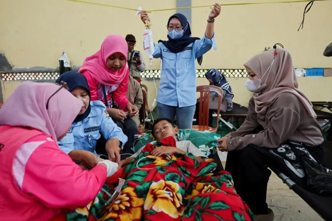 Indoneziyadagi maktabda mingta o'quvchi ovqatdan zaharlandi