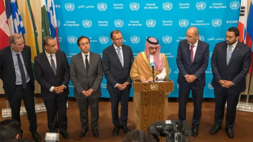 السعودية تعلن عن تحالف دولي لتمويل السلطة الفلسطينية.. ومصر: منفتحون على نشر قوات دولية في غزة