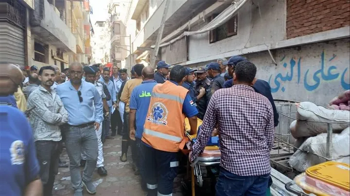 مصر.. مصرع 8 أشخاص وإصابة 35 بحريق مصنع ملابس في المحلة الكبرى