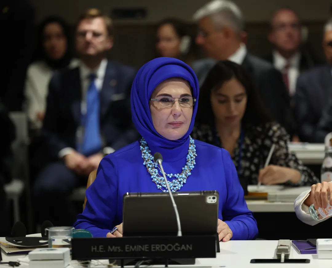 «نۆل ئەخلەت» ھەرىكىتى 8-يىللىقىنى تەبرىكلەيدۇ