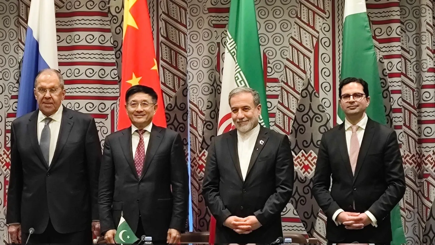 China, Rússia, Irão e Paquistão opõem-se ao restabelecimento de bases militares no Afeganistão