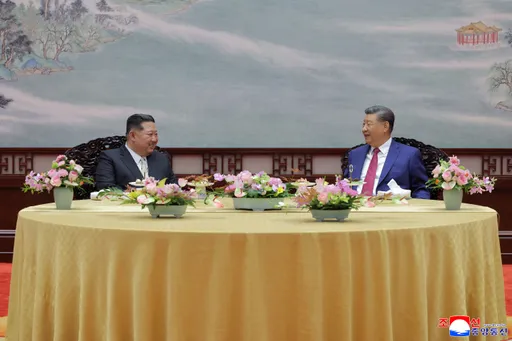 China dan Korea Utara berjanji untuk bersatu melawan 'hegemoni dan politik kekuasaan'