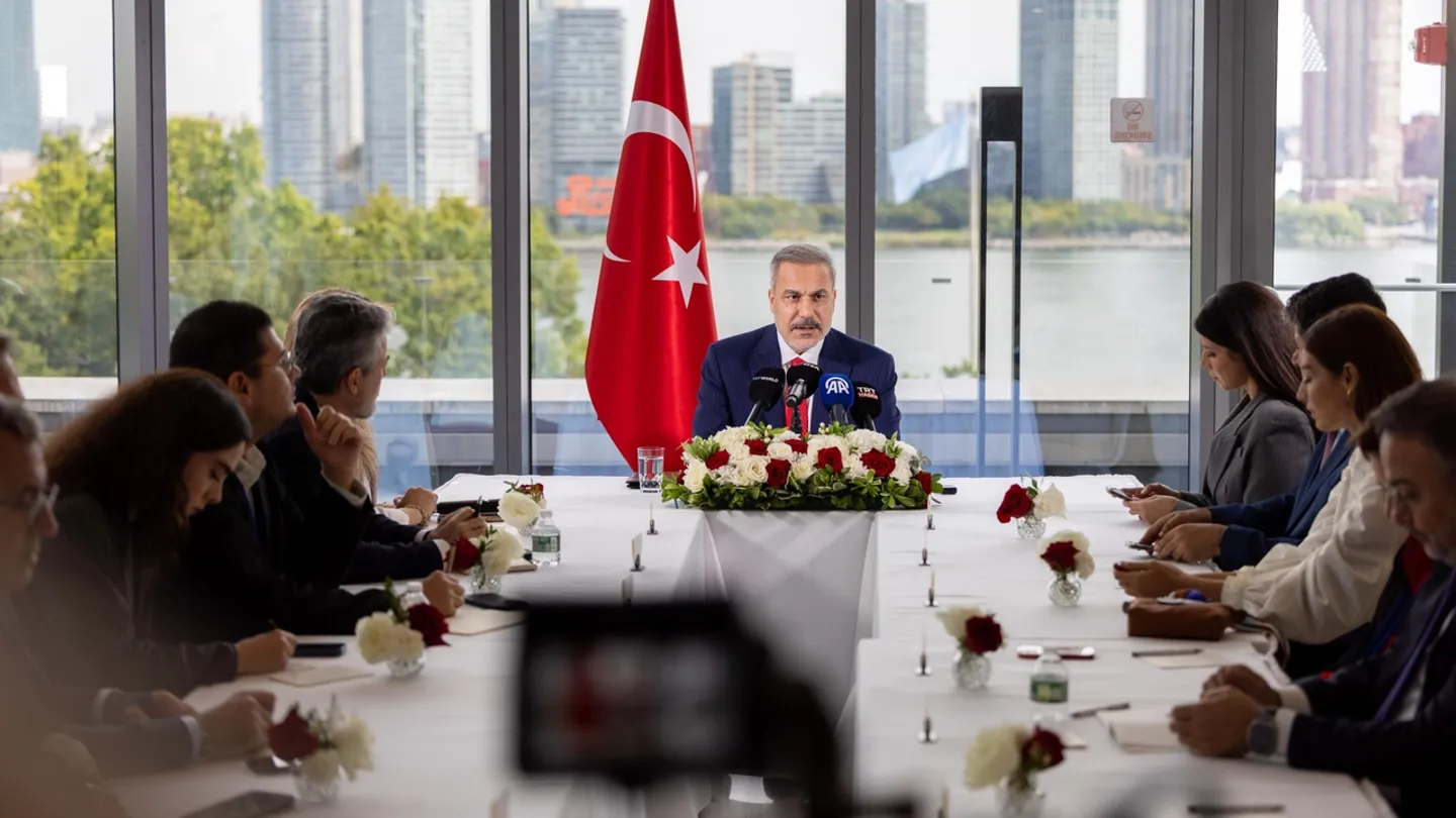 Fidan diz que encontro entre Erdogan e Trump foi positivo e construtivo