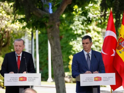Erdogan e Sánchez discutem a crise de Gaza e relações bilaterais numa conversa telefónica