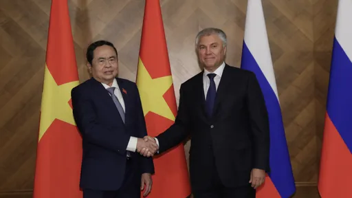 Vietnam dan Rusia perkukuh kerjasama parlimen dan ekonomi ke tahap lebih tinggi