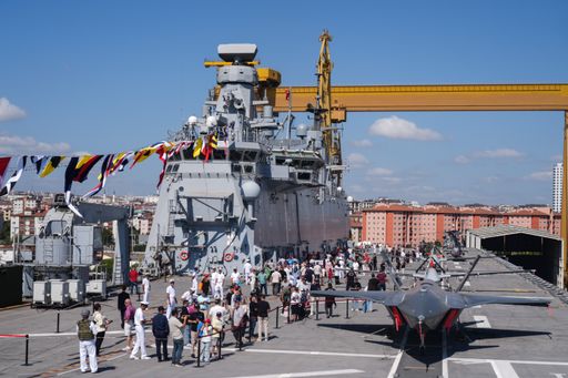 Türkiye to outclass France's Charles de Gaulle with its new aircraft ...