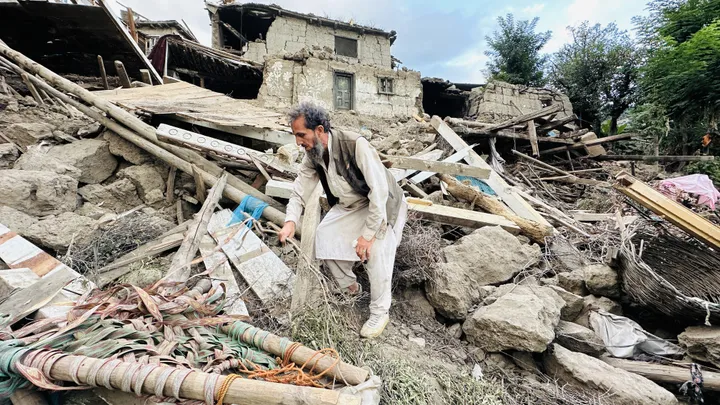 Türkiye sends humanitarian aid to quake-hit Afghanistan as rescue efforts enter 3rd day