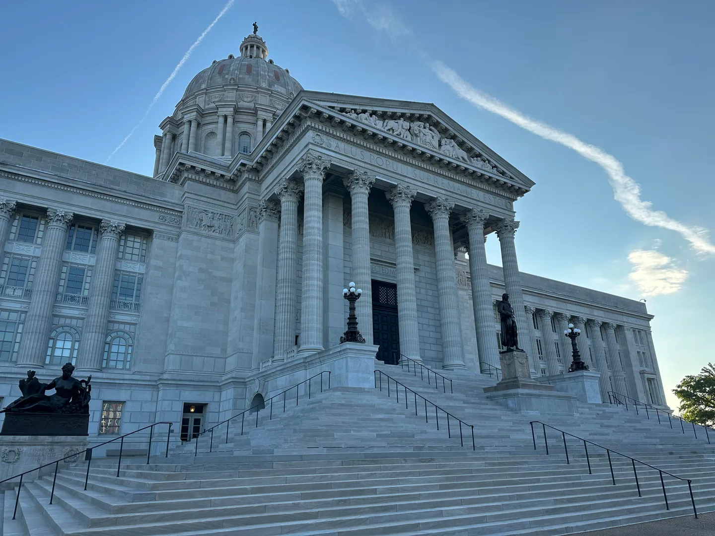 More US states redraw maps as Republicans and Democrats battle for House control