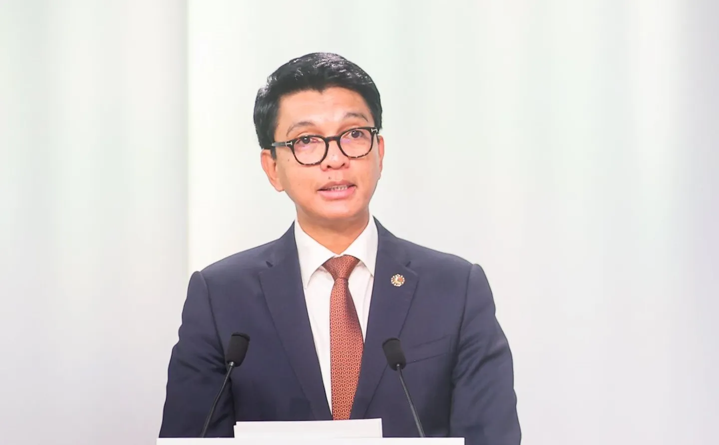 Madagascar : le président Andry Rajoelina dissout le gouvernement suite aux manifestations