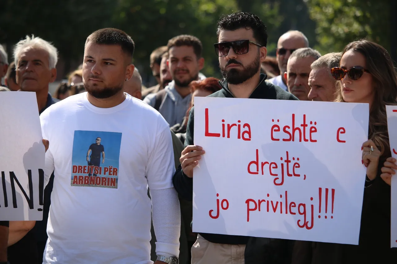 Prishtinë, protestë për lirimin e ish-policit Arbnor Spahiu, i arrestuar në Serbi