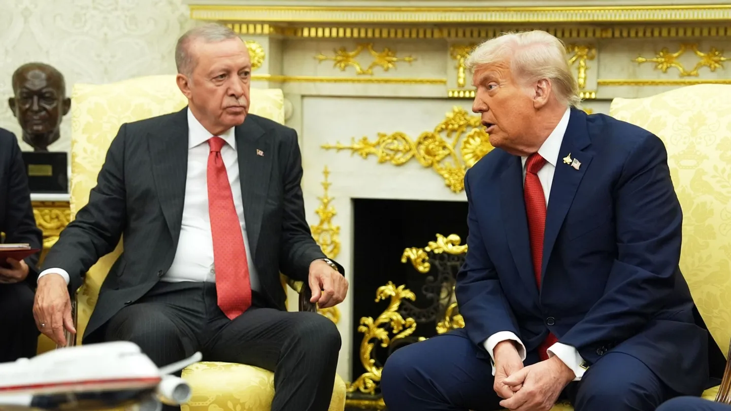 Erdogan elogia a pressão de Trump pelo cessar-fogo em Gaza e reafirma que apoiará o processo de paz