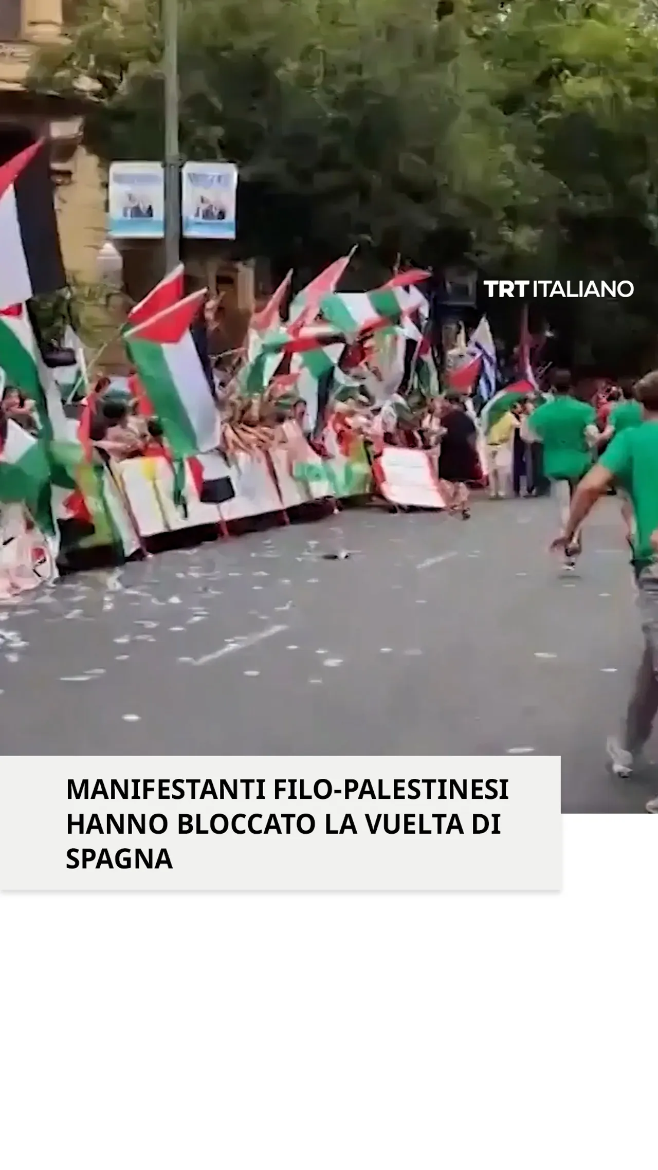 Manifestanti filo-palestinesi hanno bloccato la Vuelta di Spagna