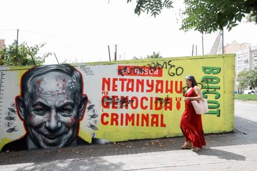 Israel's Netanyahu seeks presidential pardon over corruption charges