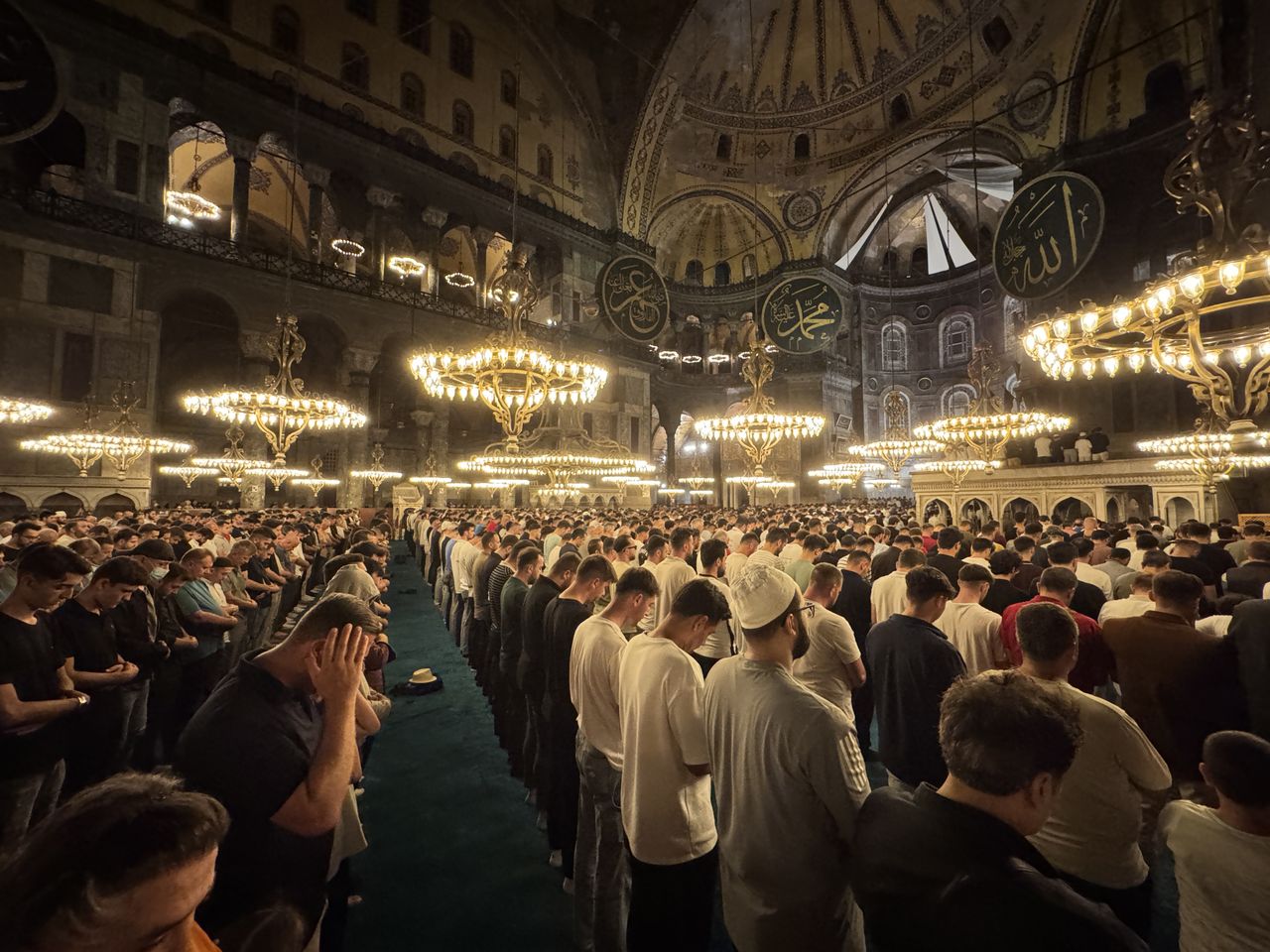 In pictures: Thousands across Muslim nations celebrate Mawlid al-Nabi ...