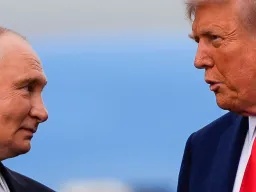 Trump diz que falará com Putin em breve, enquanto a Rússia ataca Kharkiv, na Ucrânia