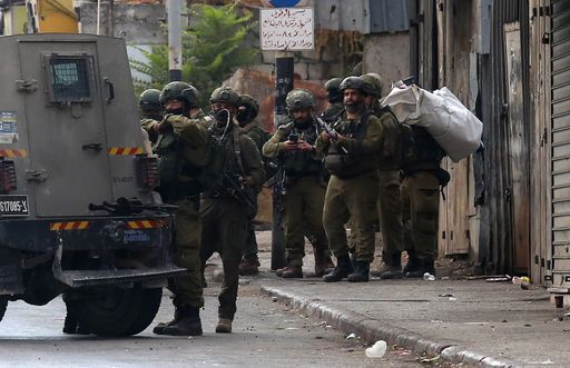 جيش الاحتلال يصيب 3 فلسطينيين ويعتقل 18 آخرين في اقتحامات متفرقة بالضفة