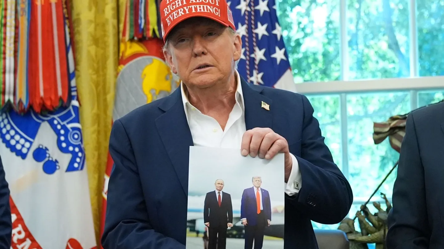 Трамп ждет Путина в своем гольф-комплексе