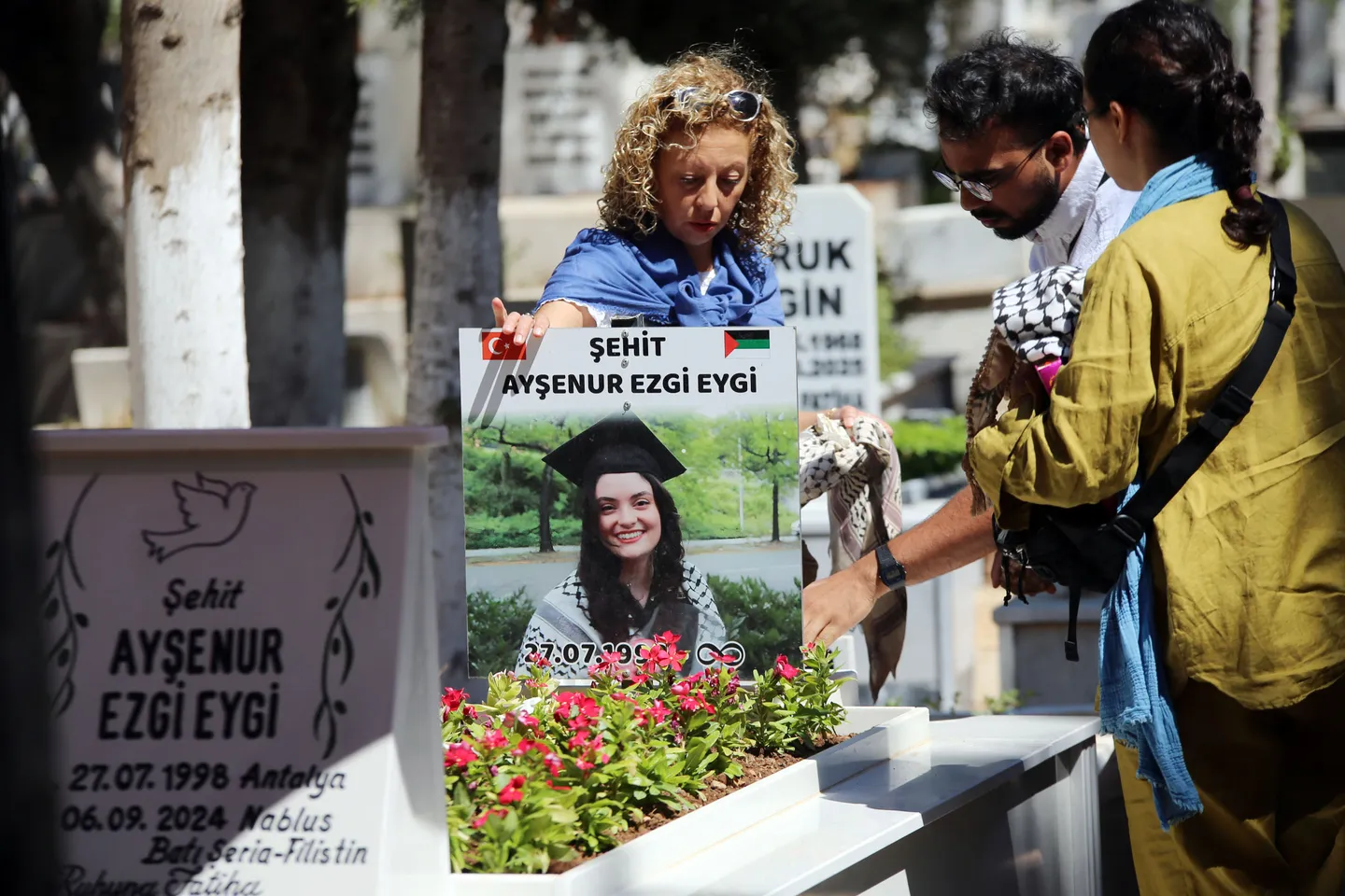 US senator pushes for special envoy to probe killings of Americans abroad