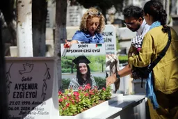 US senator pushes for special envoy to probe killings of Americans abroad