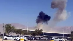 قادمة من اليمن.. إصابتان جراء سقوط مسيّرة في مطار رامون الإسرائيلي
