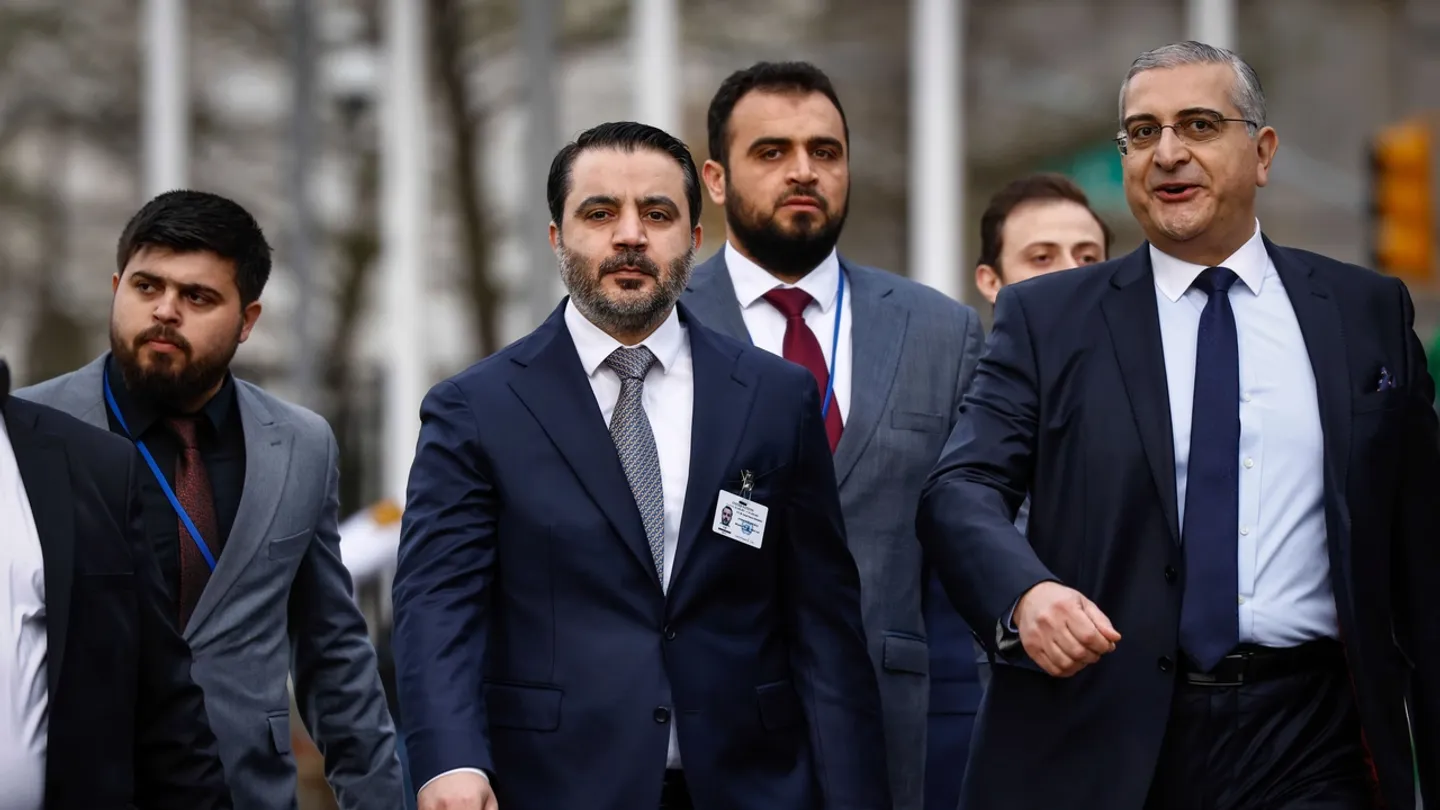 لبحث تفاهمات أمنية.. هيئة البث العبرية تقول إن لقاء مرتقباً سيجمع الشيباني بوزير إسرائيلي