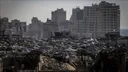 UNRWA: Dhjetëra familje u zhvendosën pasi Izraeli goditi ndërtesa shumëkatëshe në Gaza