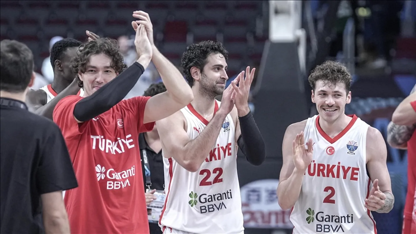 Türkiye mund Poloninë me rezultat 91-77, shkon në gjysmëfinalet e kampionatit EuroBasket
