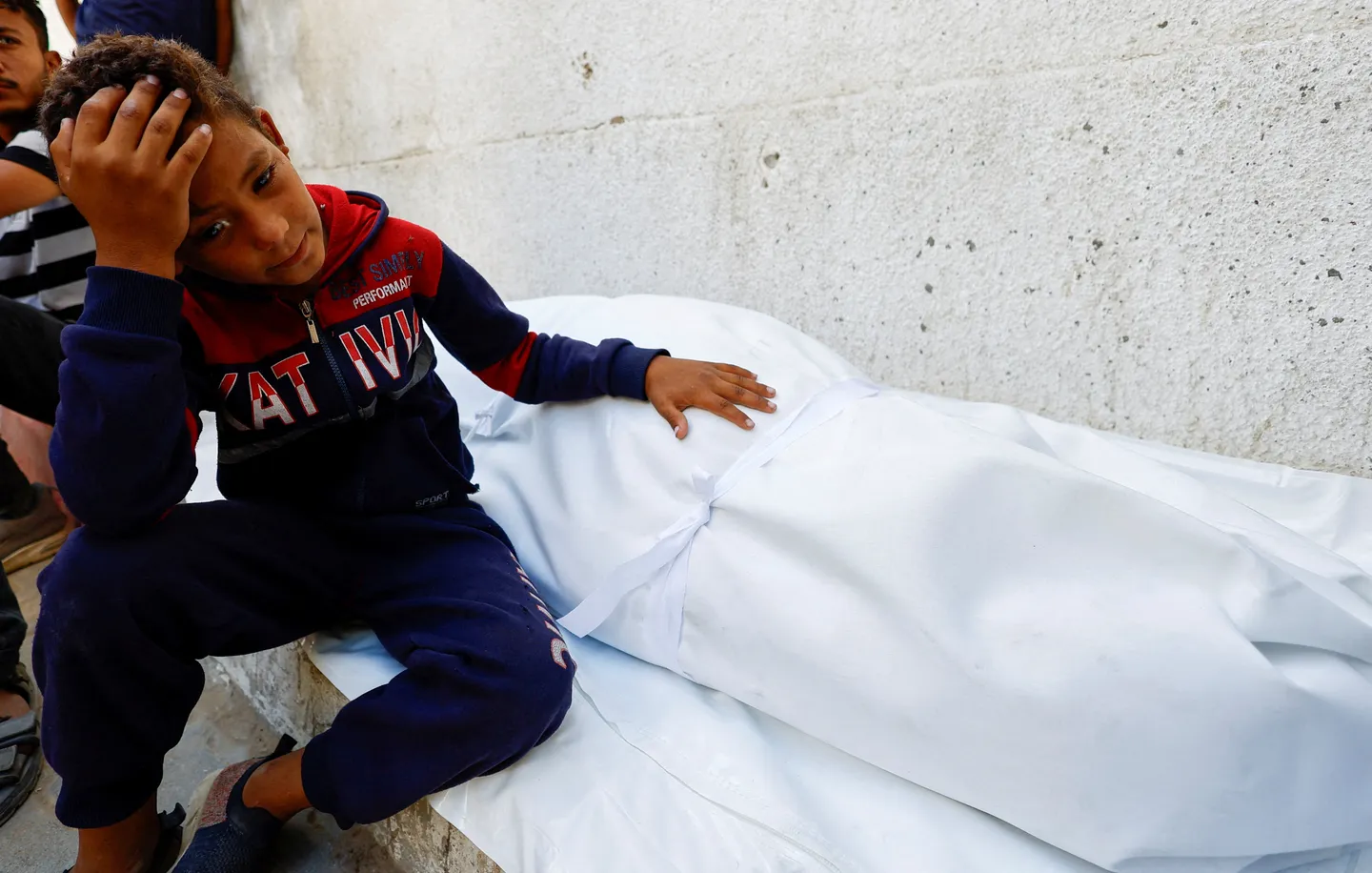 U novim izraelskim napadima 11 ubijenih Palestinaca, više od 25 zarobljenih pod ruševinama u Gazi