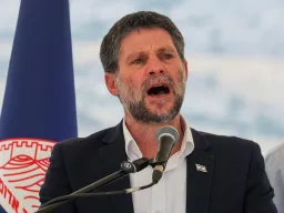 Enquanto aumenta a pressão pelo genocídio em Gaza, a Índia assina acordo de investimento com Israel