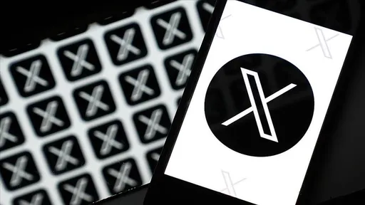 Platforma X zëvendëson emojin e flamurit iranian me simbolin historik të luanit dhe diellit