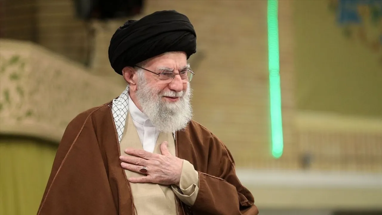 Ali Hamaney protestlarnı ğayepläde