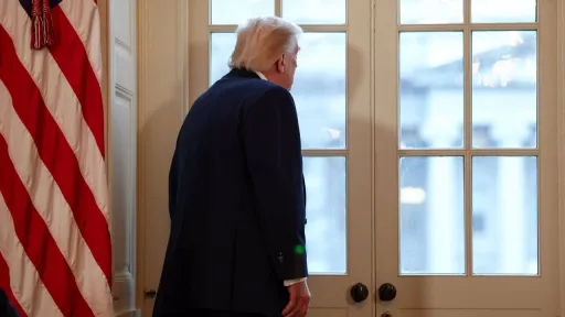 Les États-Unis décideront quelles compagnies pétrolières pourront opérer au Venezuela, affirme Trump