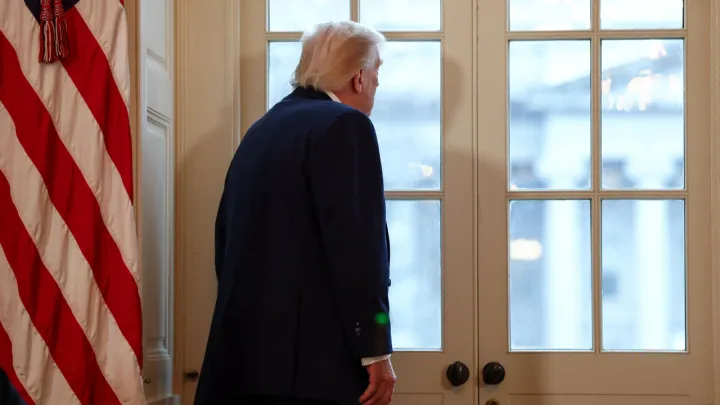 Les États-Unis décideront quelles compagnies pétrolières pourront opérer au Venezuela, affirme Trump