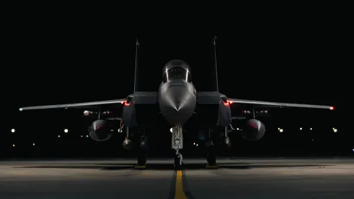 الجيش الأمريكي يعلن ضرب أهداف لتنظيم داعش الإرهابي في سوريا