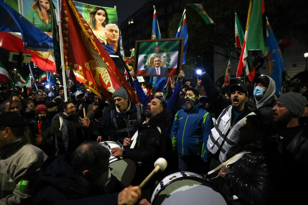 UN urges 'maximum restraint' in Iran amid protests