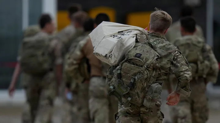 Британия может направить войска в Гренландию