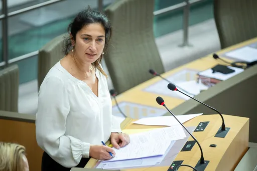 Hoogspanning in Vlaamse regering: coalitiepartners vliegen elkaar in de haren over subsidiedossiers