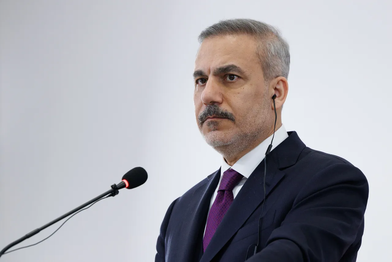 Министр Фидан поговорил с коллегами из Азербайджана и Южной Кореи