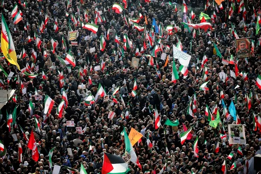 "انتفاضة ضد الإرهاب".. عشرات الآلاف يشاركون في مظاهرات مؤيدة للحكومة الإيرانية