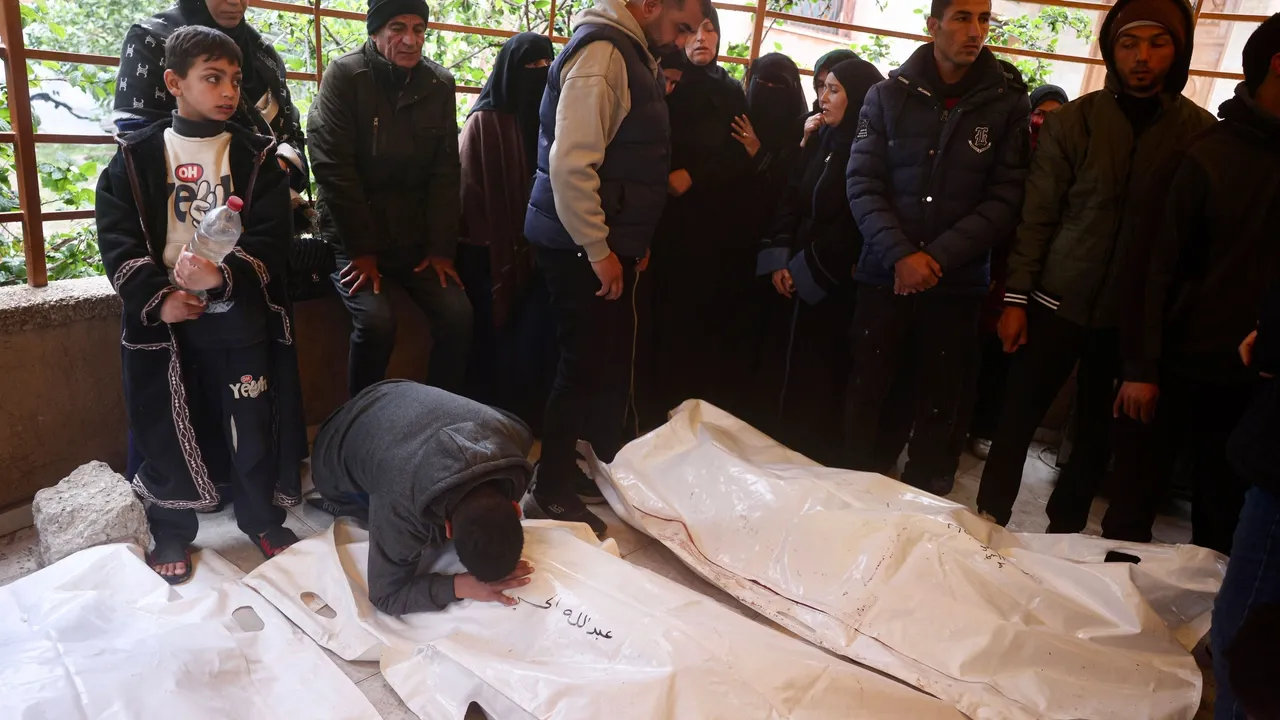 Israel realiza ataques mortais em Gaza em novas violações do cessar-fogo